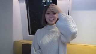 4321电影小伙约刚离婚不久的美少妇很漂亮 蛮有风韵的